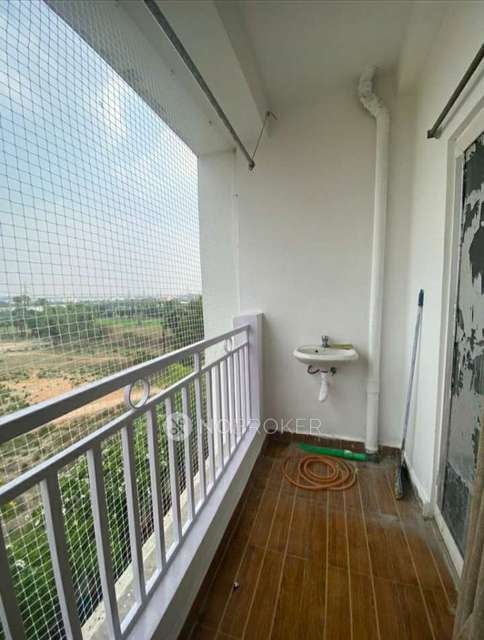 2 BHK Flat In Giridhari Isola, Kismatpur For Sale  In Bandlaguda