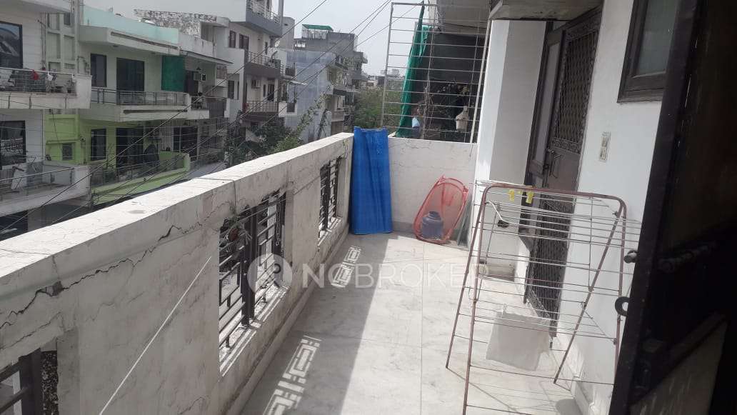 PG for Girls in Sector 43