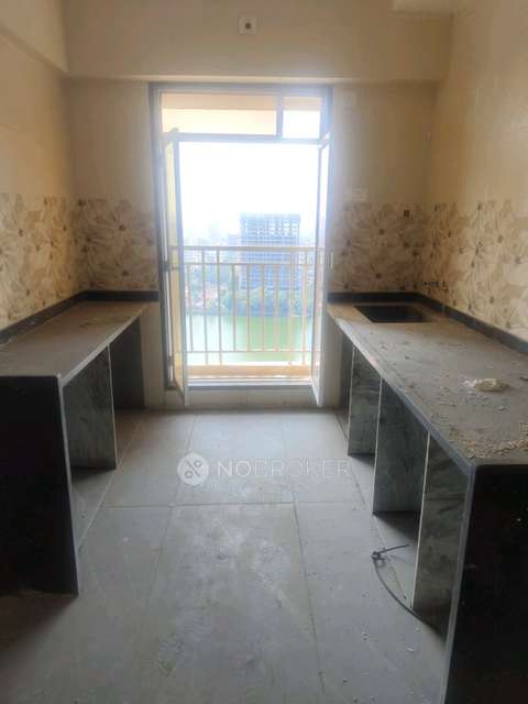2 BHK Flat In Ayush Palace For Sale  In Shahi Makbara Masjid