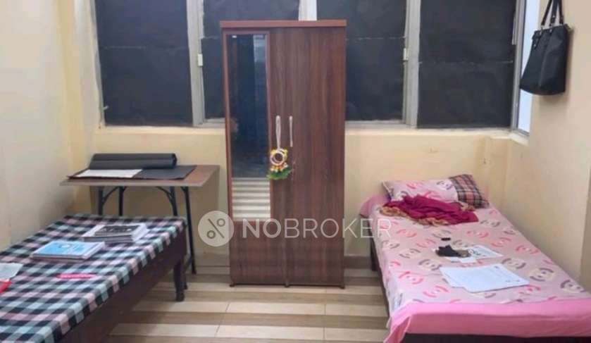 Commercial Property in New Ashok Nagar, Noida for sale 