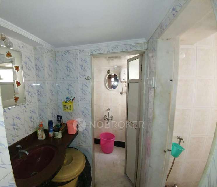 1 BHK Flat In Shiv Sagar Chs For Sale  In Borivali West