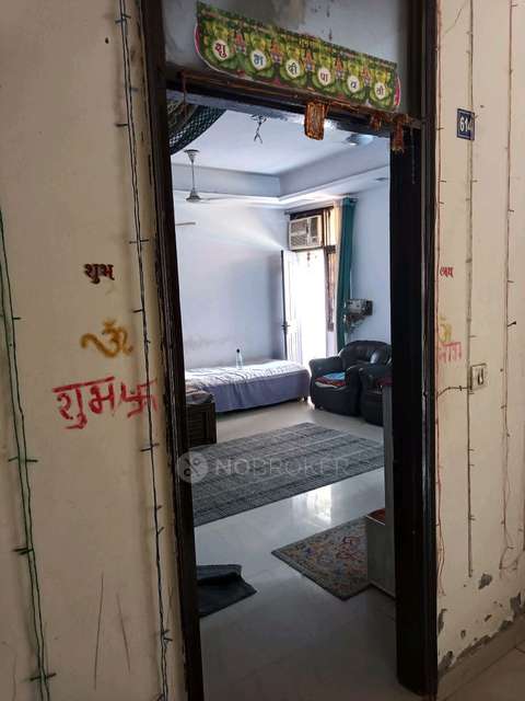 1 RK Flat In East Avenue Welfare Society For Sale  In Noida