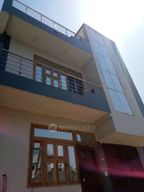 3 BHK House for Rent  In Qutub Vihar