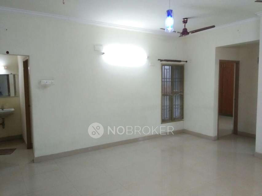 2 BHK Flat In Vasistha Flats For Sale  In Mylapore