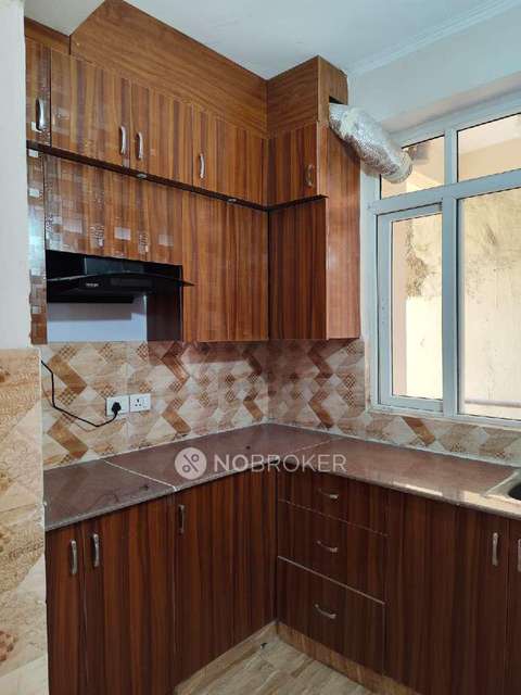 2 BHK Flat In Golf Homes & Kingswood For Sale  In 4, Old Haibatpur Rd