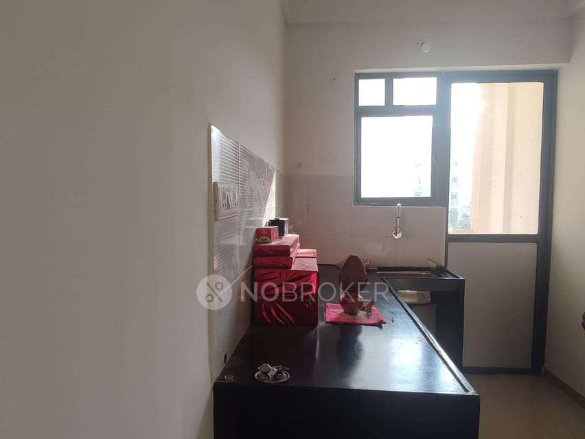 2 BHK Flat In Peninsula Address One Phase 2 For Sale  In Mamurdi