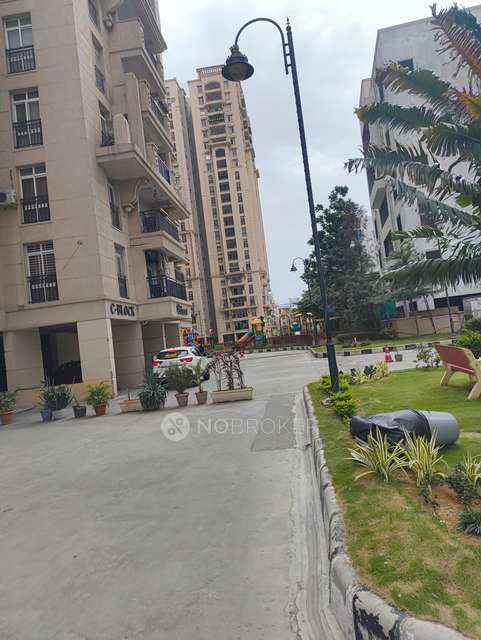 3 BHK Flat In Aditya Empress Towers For Sale  In Shaikpet