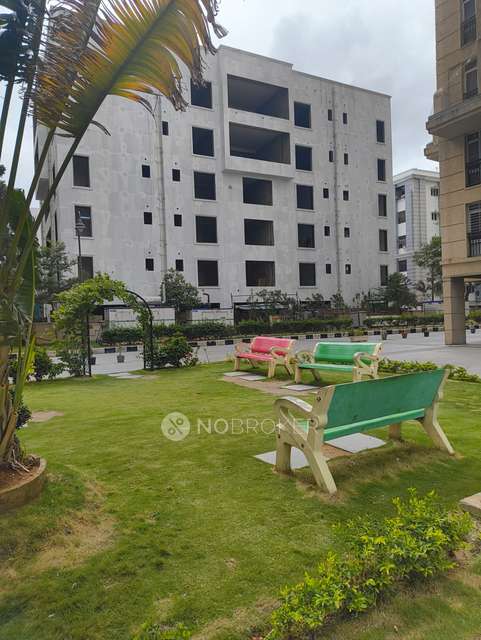 3 BHK Flat In Aditya Empress Towers For Sale  In Shaikpet