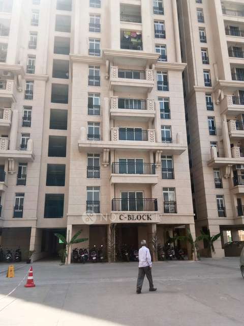3 BHK Flat In Aditya Empress Towers For Sale  In Shaikpet