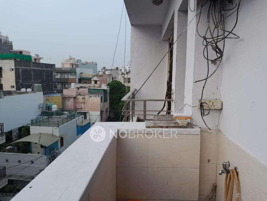3 BHK Flat In Independent Building For Sale  In Model Town 3