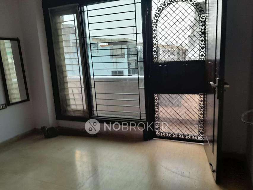 3 BHK Flat In Independent Building For Sale  In Model Town 3