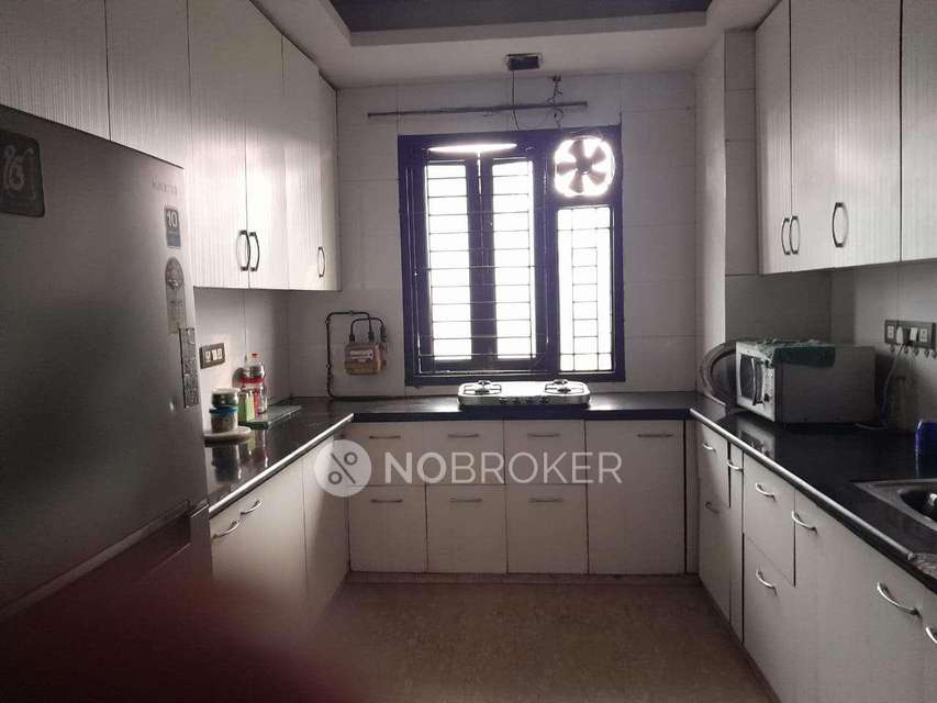 3 BHK Flat In Independent Building For Sale  In Model Town 3