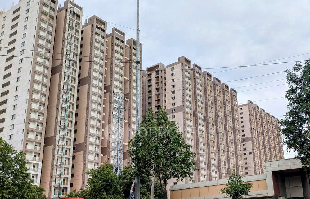 2 BHK Flat In Vasavi Urban, Bachupally For Sale  In Vasavi Urban