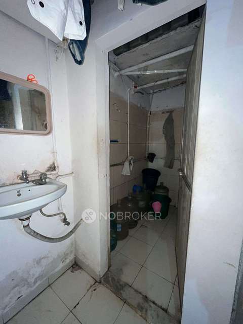 1 RK Flat In Gotham Kripa For Sale  In Bandra West