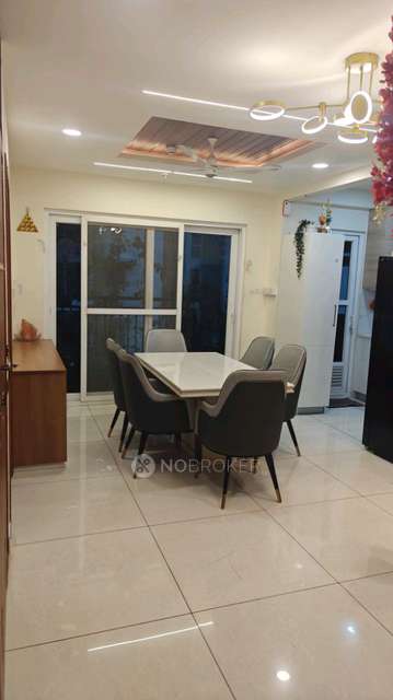 2 BHK Flat In Aparna Sarovar Zenith For Sale  In Serilingampally