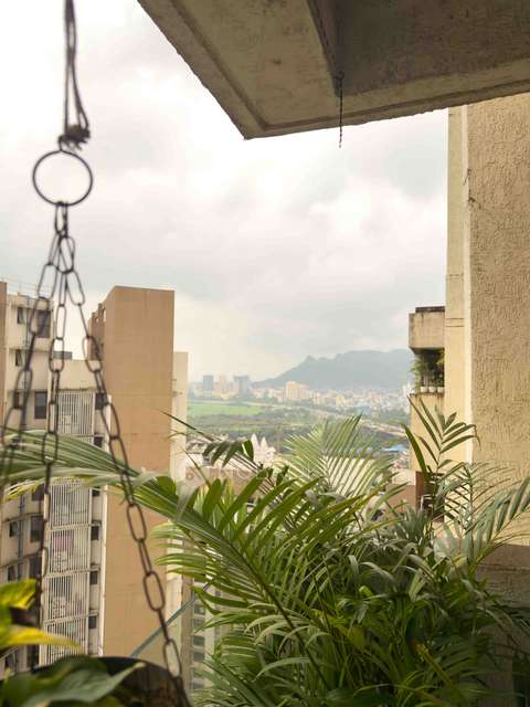 3 BHK Flat In Lodha Luxuria Priva For Sale  In Majiwada