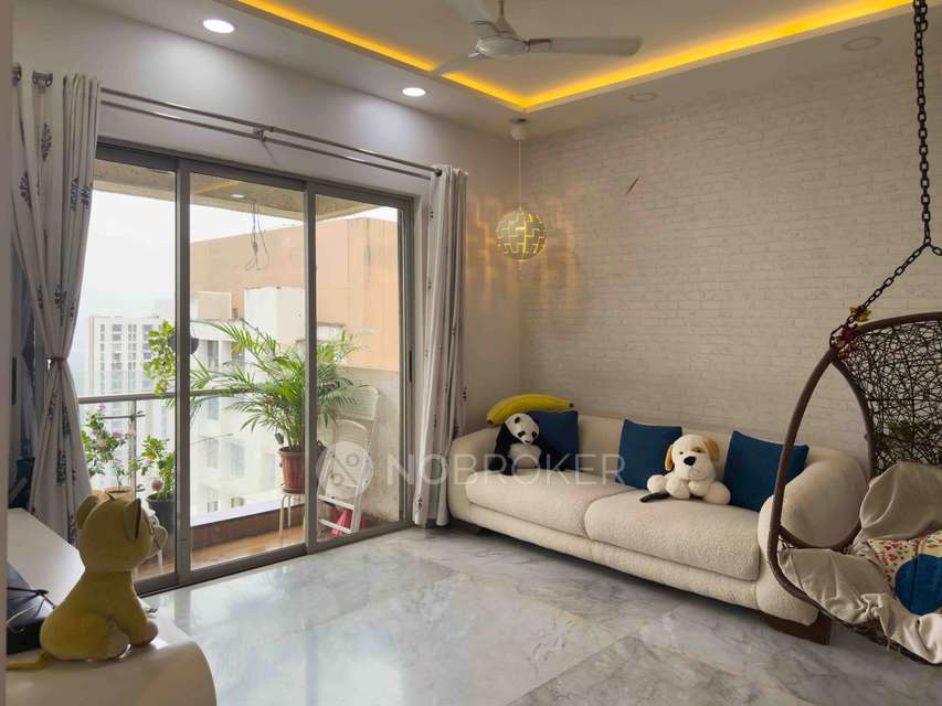 3 BHK Flat In Lodha Luxuria Priva For Sale  In Majiwada