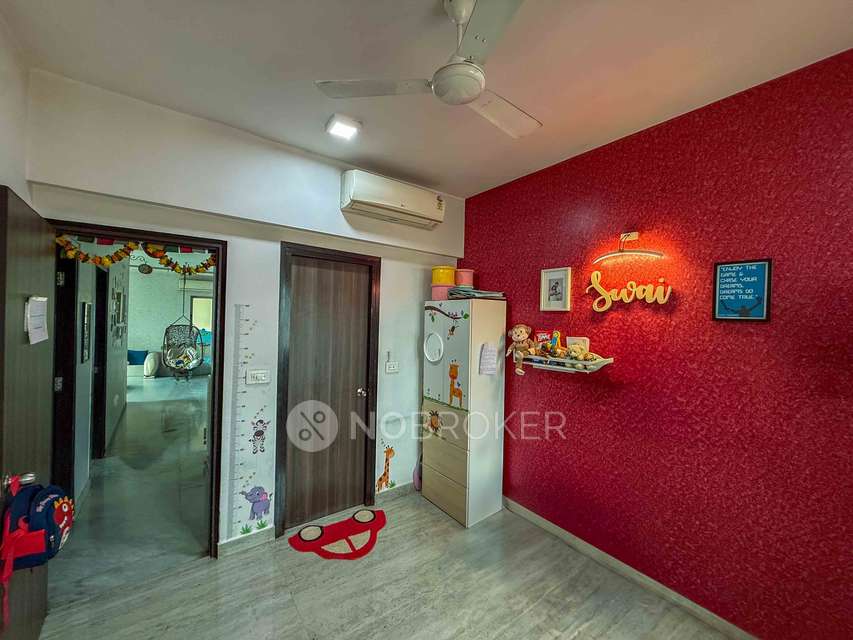 3 BHK Flat In Lodha Luxuria Priva For Sale  In Majiwada