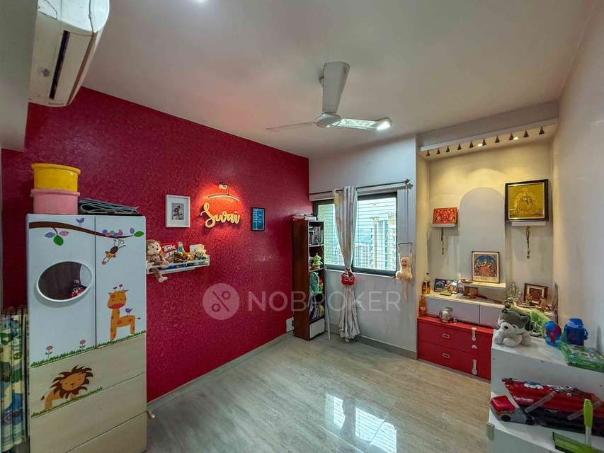 3 BHK Flat In Lodha Luxuria Priva For Sale  In Majiwada