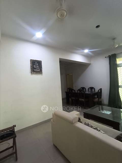 2 BHK Flat In Panchsheel Wellington For Sale  In Crossings Republik