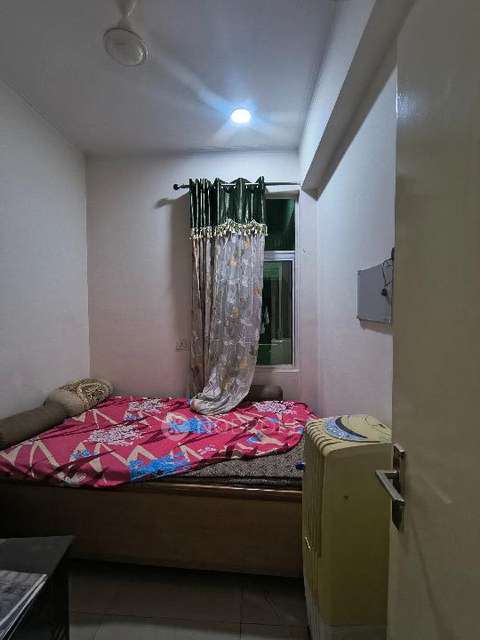 2 BHK Flat In Panchsheel Wellington For Sale  In Crossings Republik