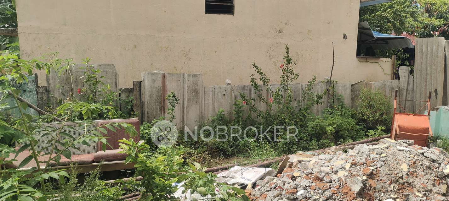 Plot For Sale  In Korattur