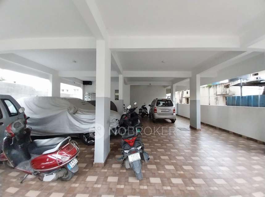 4+ BHK House For Sale  In Yelachenahalli