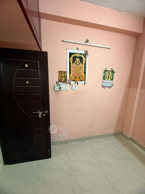 3 BHK Flat In Chari Seshan For Sale  In Moovarasampettai