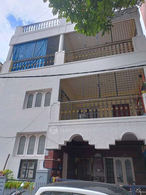 4+ BHK House For Sale  In 1st Cross