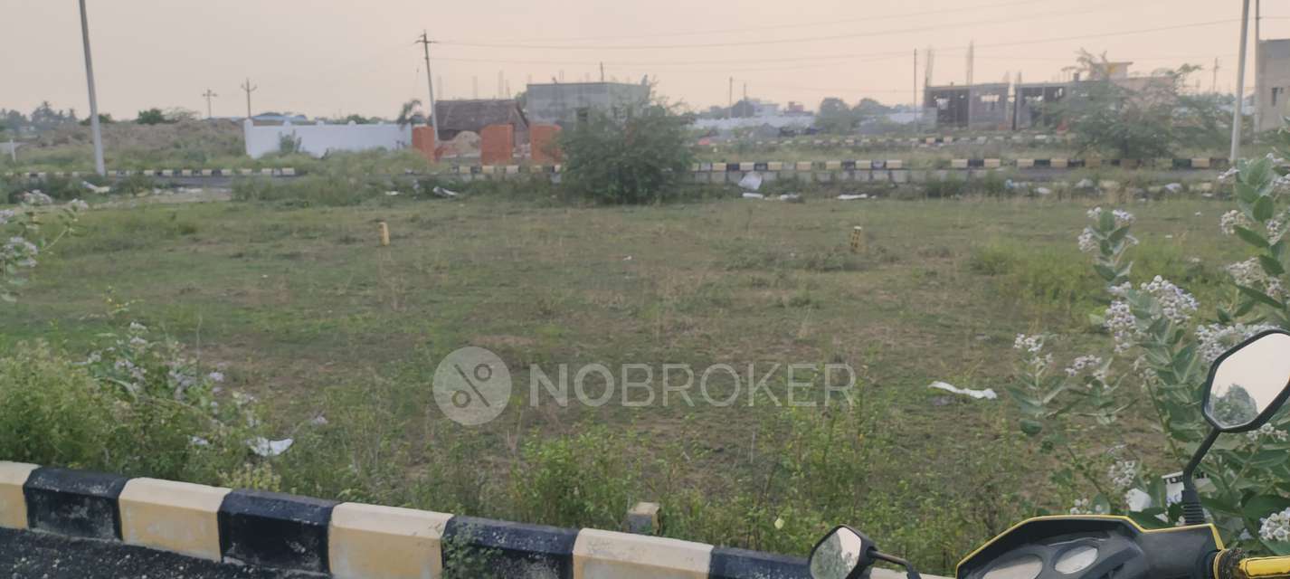 Plot For Sale  In Uptown Park In Karunakaracheri