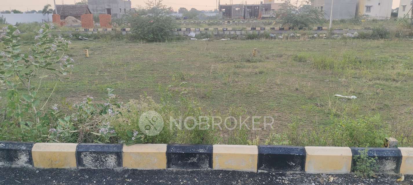 Plot For Sale  In Uptown Park In Karunakaracheri