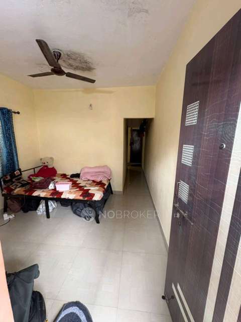 Single Room for Female In 1 BHK  In Vishrantwadi