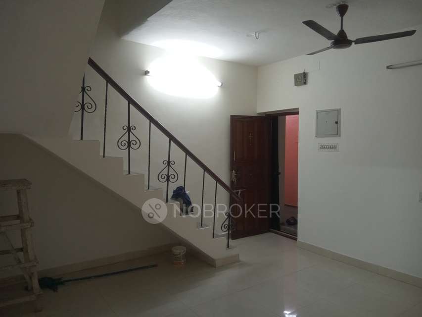 2 BHK Flat In Sree Ganesh Apartments, Kodambakkam For Sale  In Kodambakkam Power