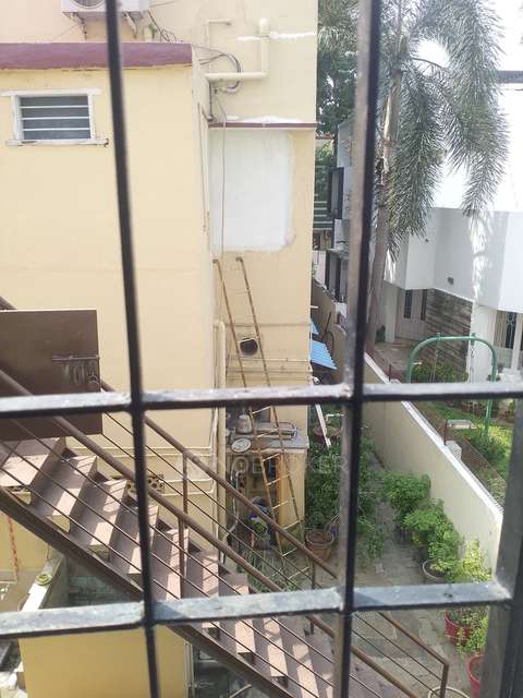 2 BHK Flat In Jayaram Apartment For Sale  In 26vg+5wx, Baroda 3rd St, Ramakrishnapuram, West Mambalam, Chennai, Tamil Nadu 600033, India