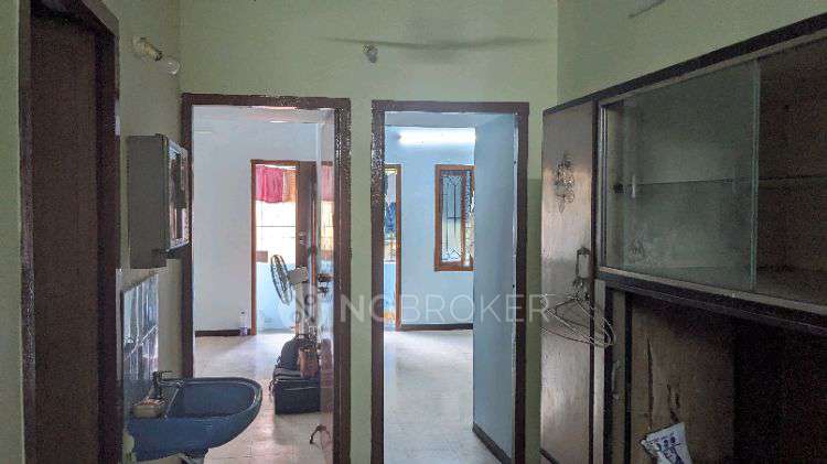 2 BHK Flat In Jayaram Apartment For Sale  In 26vg+5wx, Baroda 3rd St, Ramakrishnapuram, West Mambalam, Chennai, Tamil Nadu 600033, India