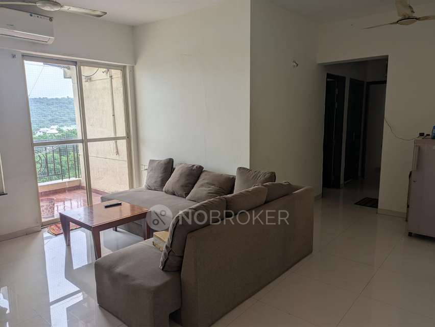 Shared Room for Male In 3 BHK  In Nyati Equatorial In  Bavdhan, Pune