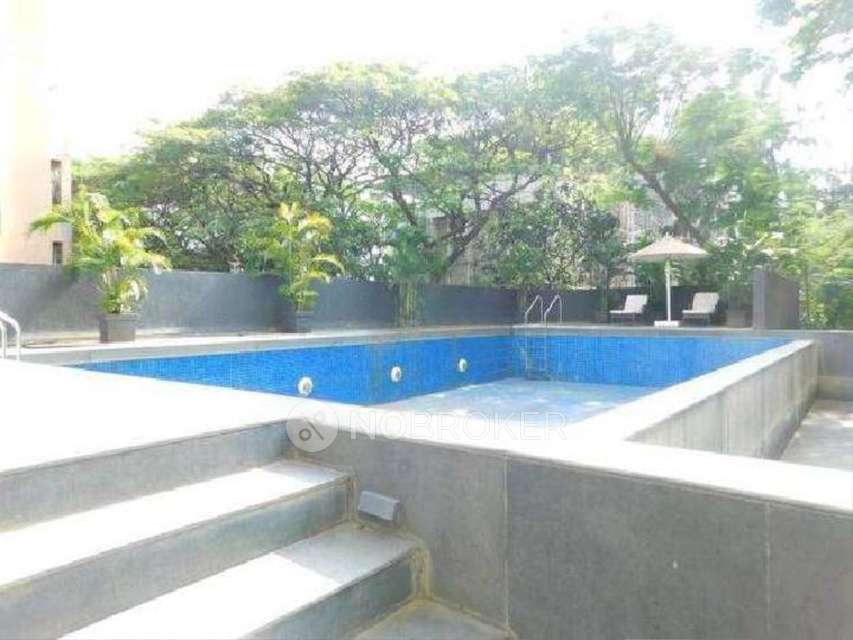 2 BHK Flat In Supreme 19 Lokhandwala Complex For Sale  In Andheri West