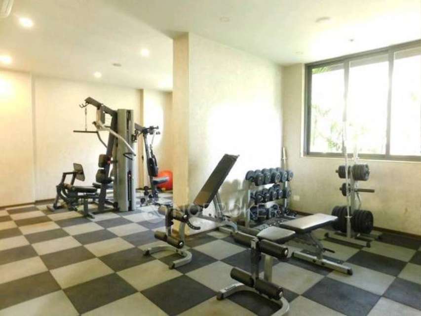 2 BHK Flat In Supreme 19 Lokhandwala Complex For Sale  In Andheri West