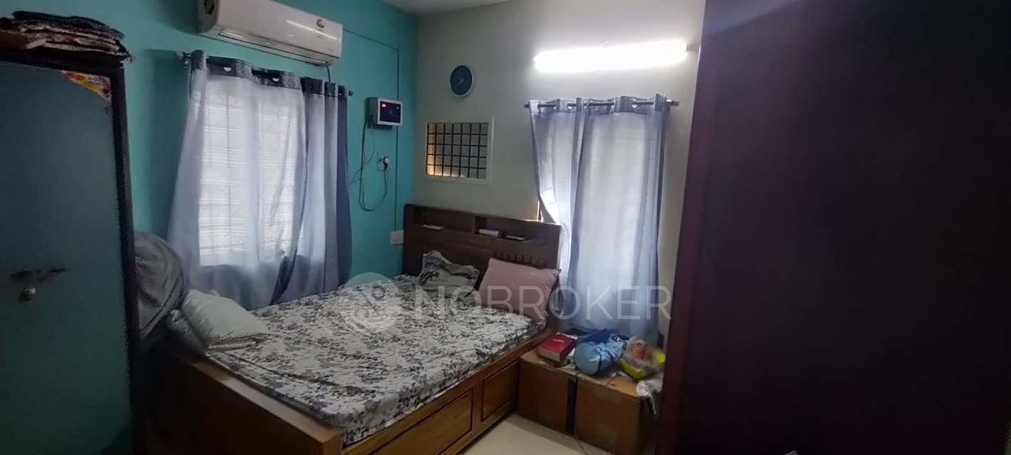 2 BHK Flat In Vishwa Srivasta For Sale  In Madipakkam