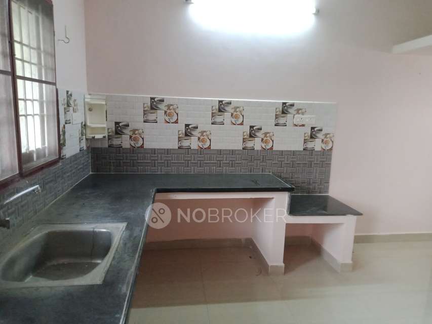 2 BHK Flat In Anjaneyaa Sivan, Keelkattalai,bajanai Koil Street For Sale  In Sithalapakkam