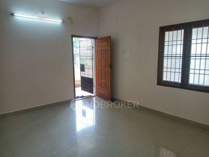2 BHK Flat In Anjaneyaa Sivan, Keelkattalai,bajanai Koil Street For Sale  In Sithalapakkam