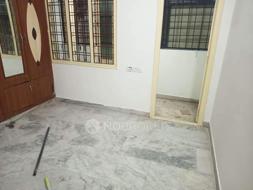 2 BHK Flat In Bss Habitat Kphb For Sale  In Kukatpally