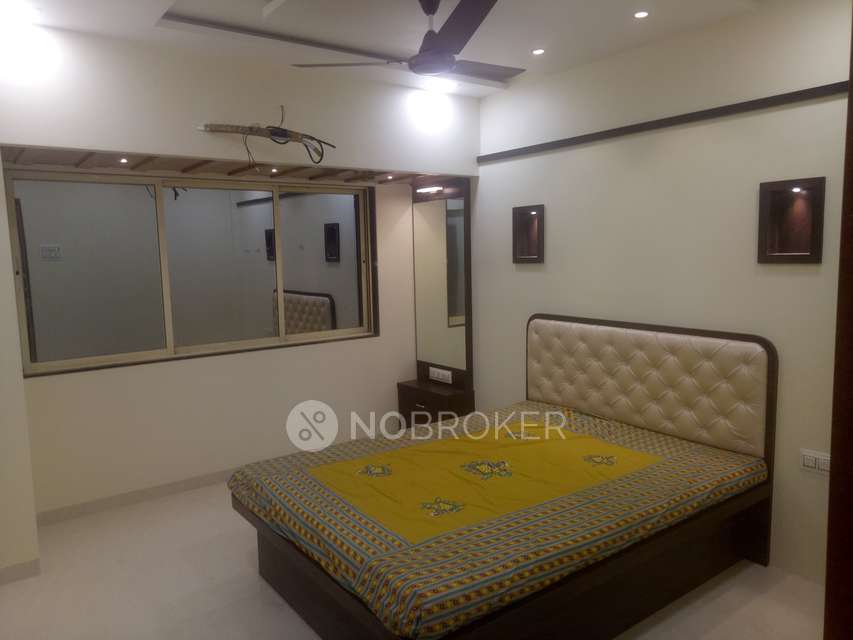 2 BHK Flat In Neel Sagar Society For Sale  In Mulund East