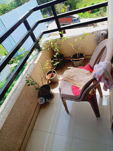 1 BHK Flat In Shravani Heights Bhukum,pune For Sale  In Taluka Mulshi Landmark Manas Lake