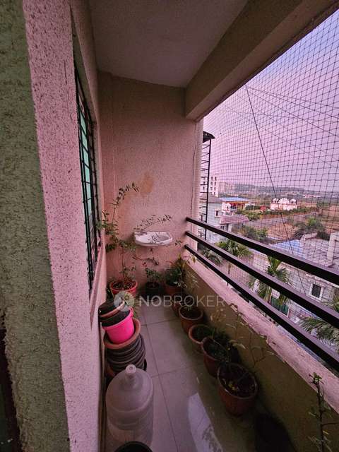 1 BHK Flat In Shravani Heights Bhukum,pune For Sale  In Taluka Mulshi Landmark Manas Lake