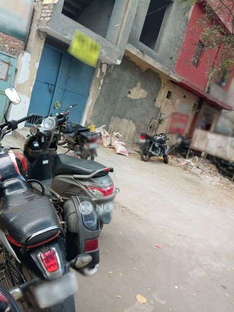 Shop in  Sector 10, Noida for Rent 