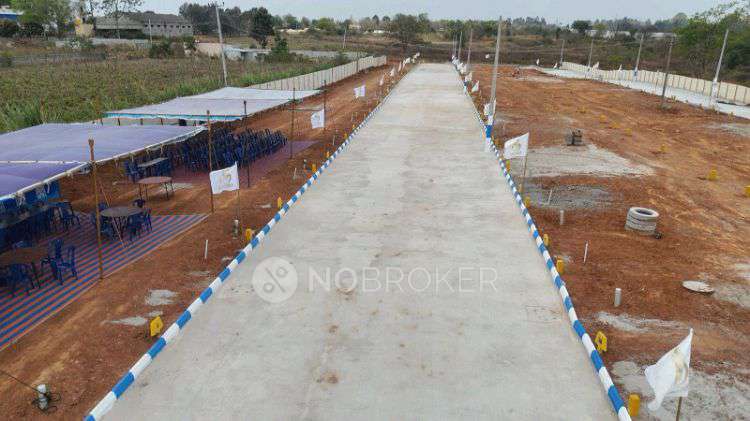 Plot For Sale  In Erayaa Nandhi Gardenia In Pm4x+wj3, Weavers Colony 2nd Cross Rd, Weaver Colony, Anekal, Karnataka 562106, India