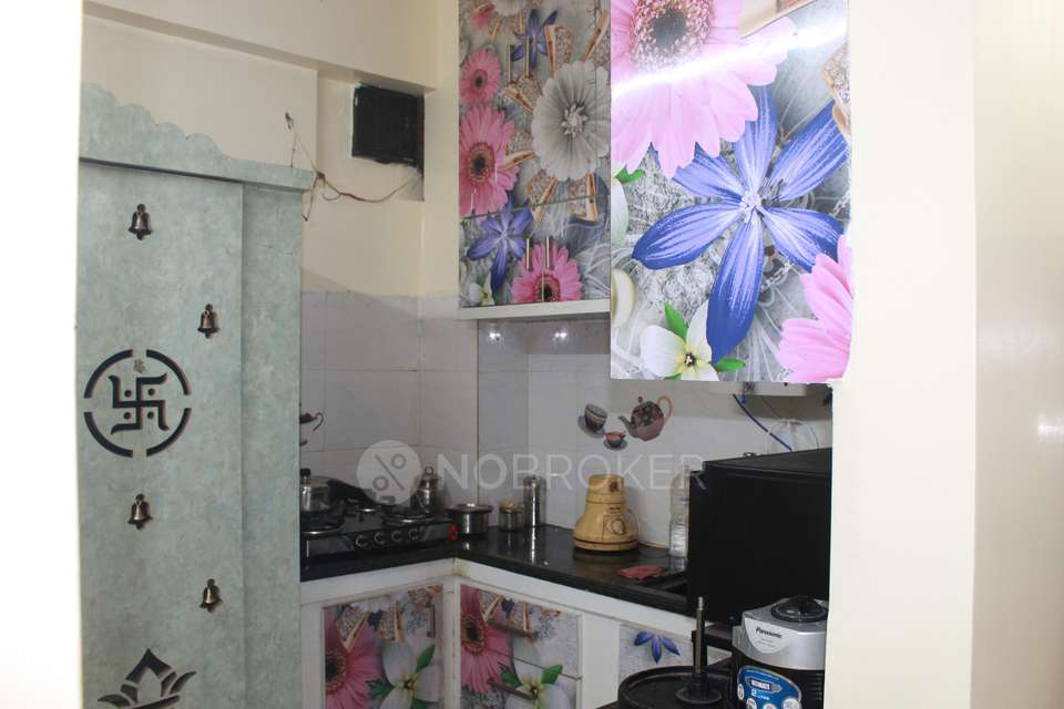 2 BHK Flat In Sai Dhruva Nivas For Sale  In Mallapur