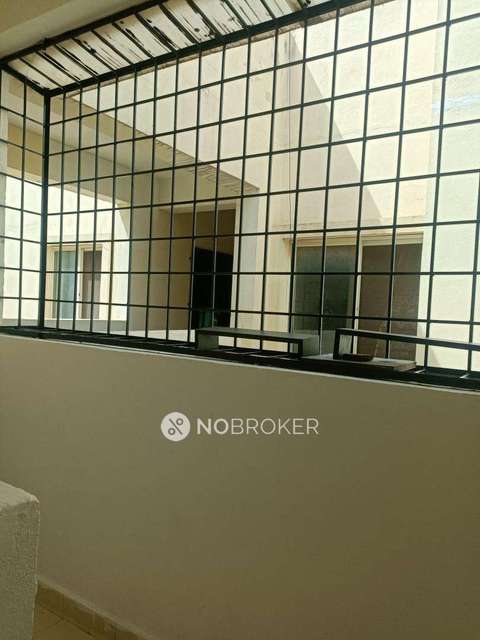 3 BHK Flat In Amrutha Sarovar For Sale  In Kadugodi