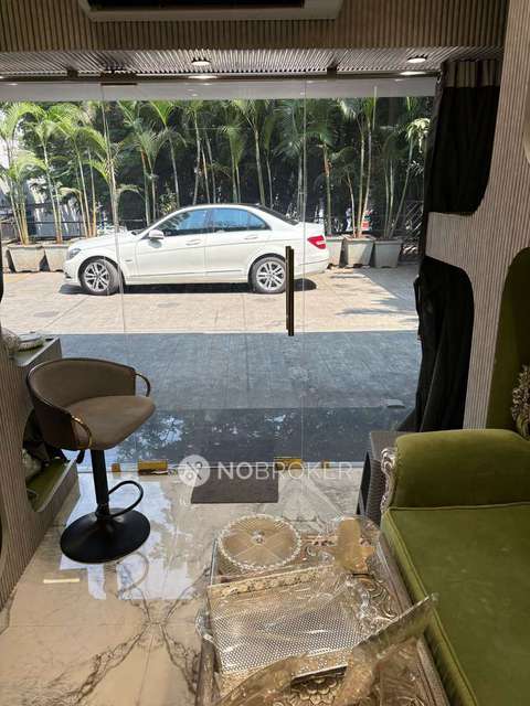 Shop in Kemps Corner Flyover, Mumbai for sale 